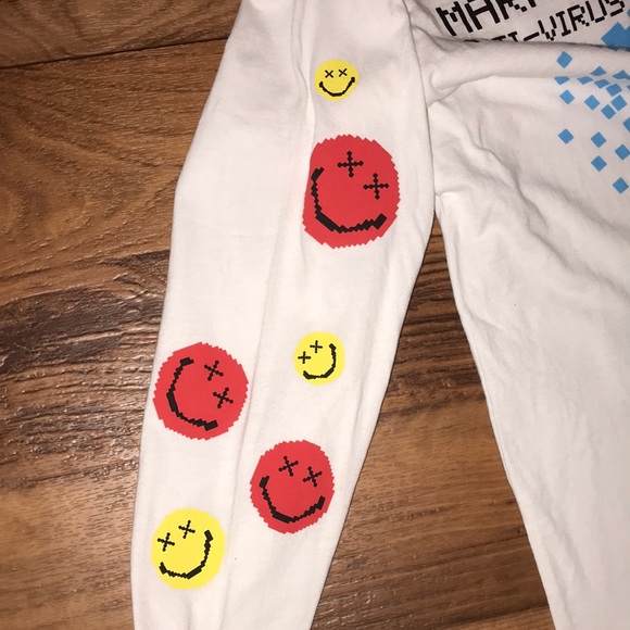 CHINATOWN MARKET ESSENTIAL LONG SLEEVE SHIRT - Picture 4 of 6